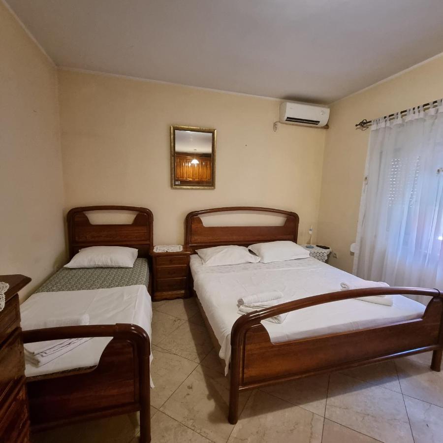 Apartment On The Shore Of The Bay Of Kotor With Free Wi-Fi Exteriér fotografie