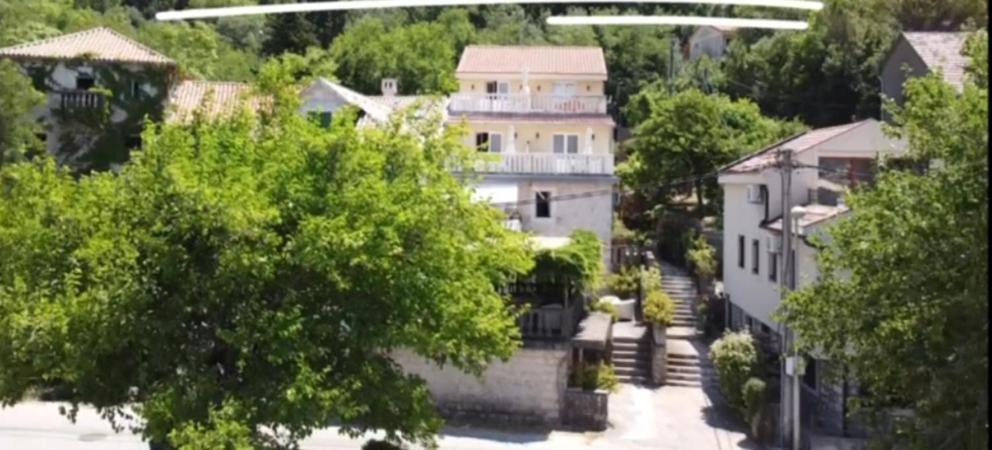 Apartment On The Shore Of The Bay Of Kotor With Free Wi-Fi Exteriér fotografie